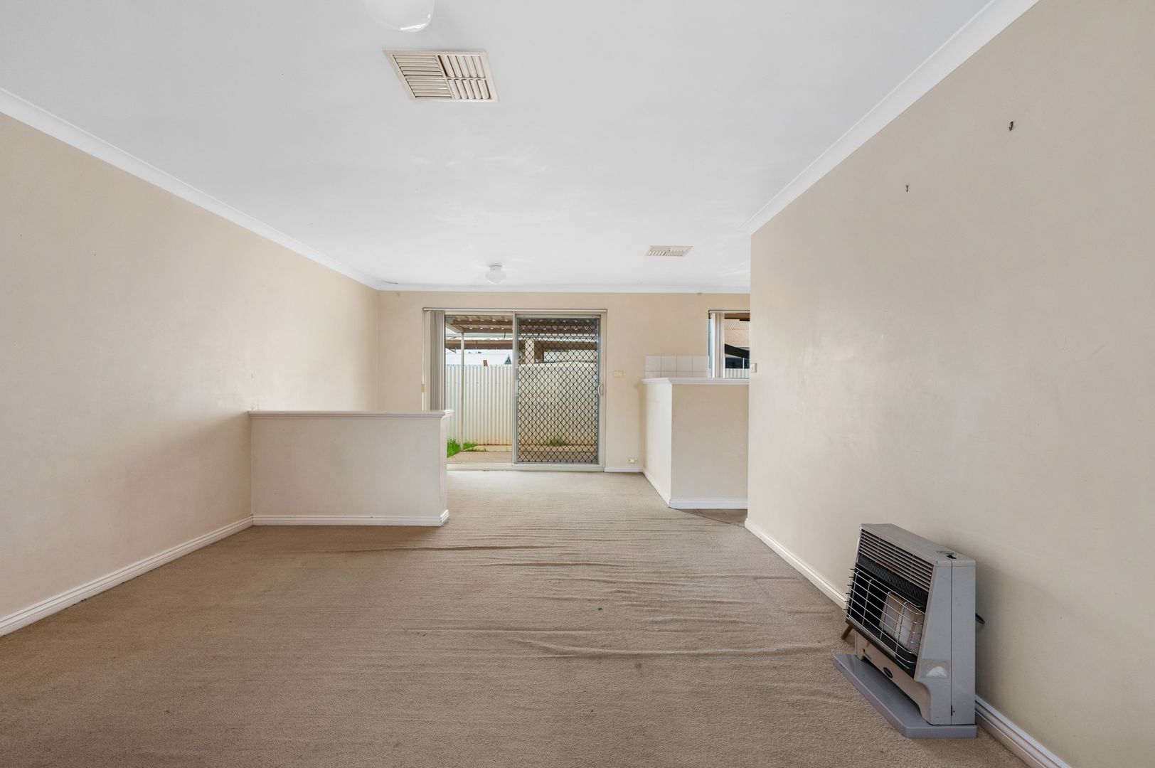 2/289 Burt Street, Victory Heights WA 6432, Image 2