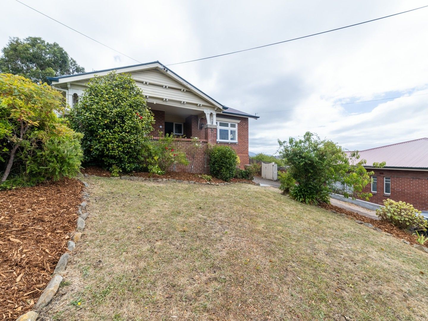 3 bedrooms House in 5 Salier Crescent MOUNT STUART TAS, 7000