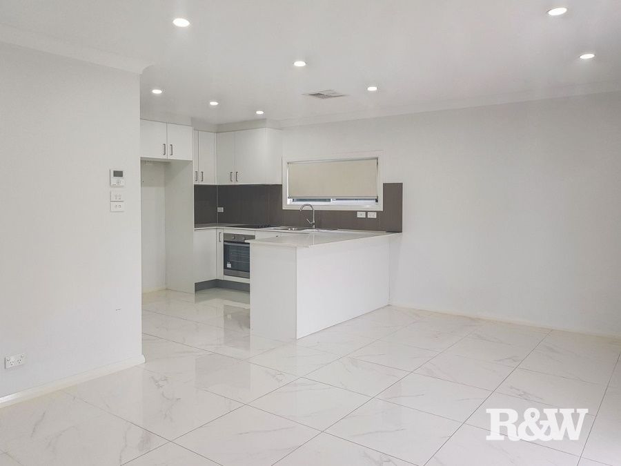 159 Banks Drive, St Clair NSW 2759, Image 2