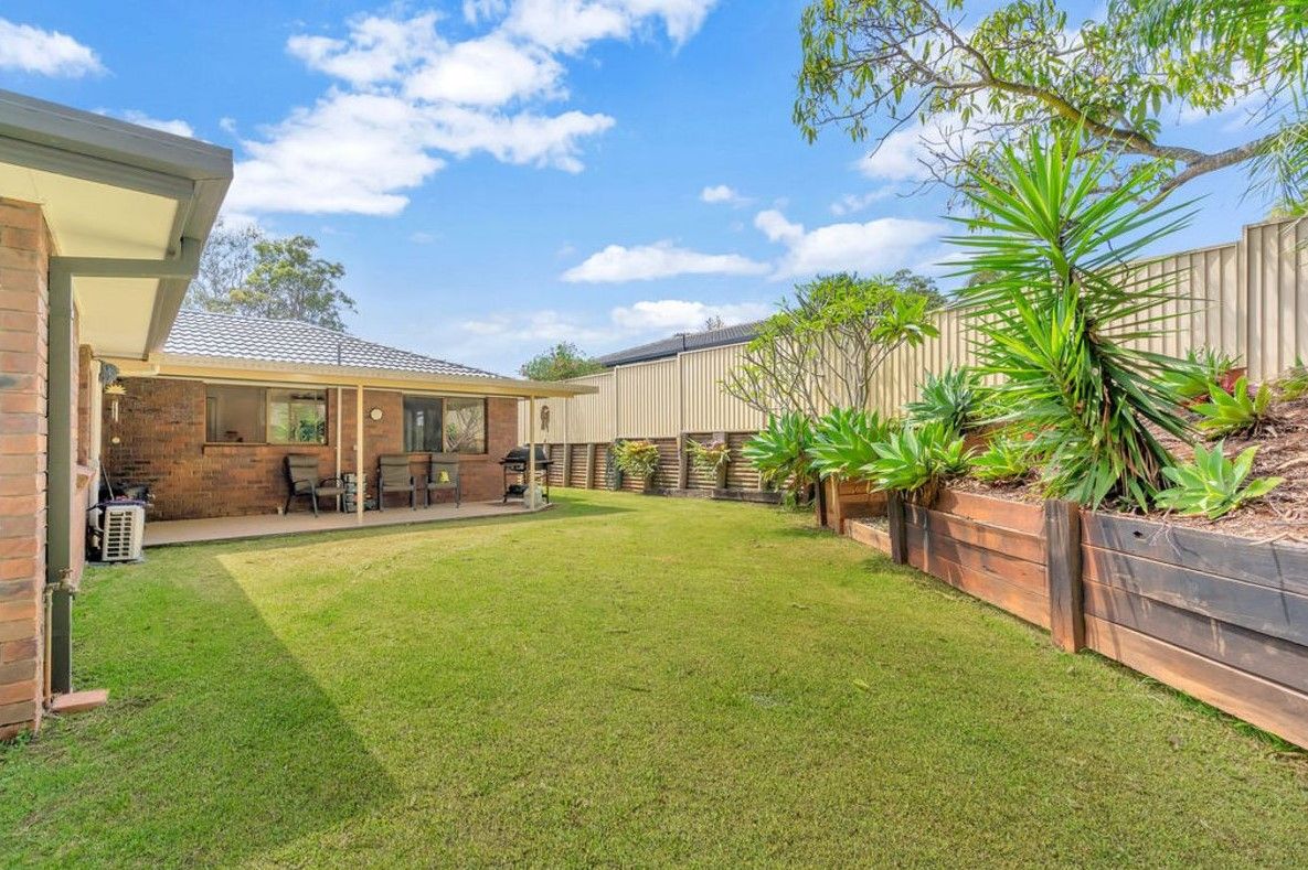 3 bedrooms House in 24 Branston Court NERANG QLD, 4211