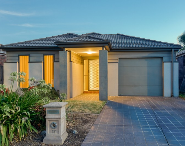 17 Westbury Way, Lyndhurst VIC 3975