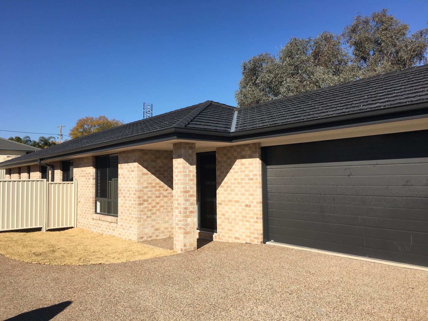 4 bedrooms House in 68 Tulipwood Crescent TAMWORTH NSW, 2340