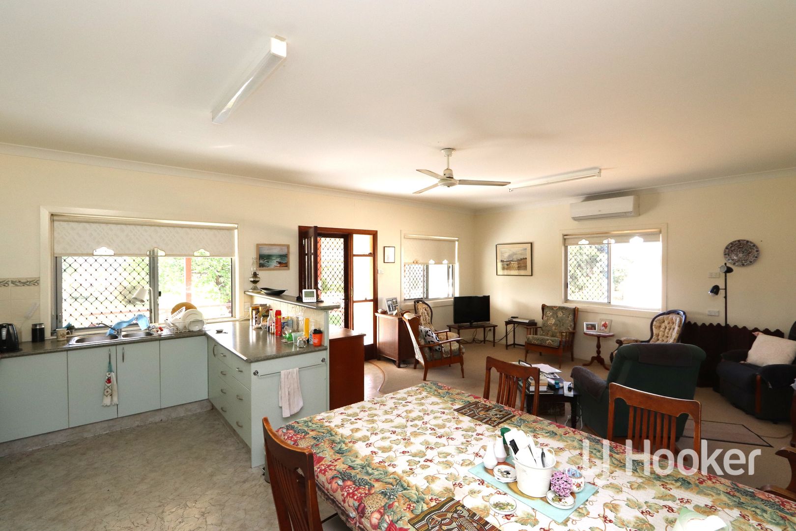 11 Rivendell Road, Inverell NSW 2360, Image 2