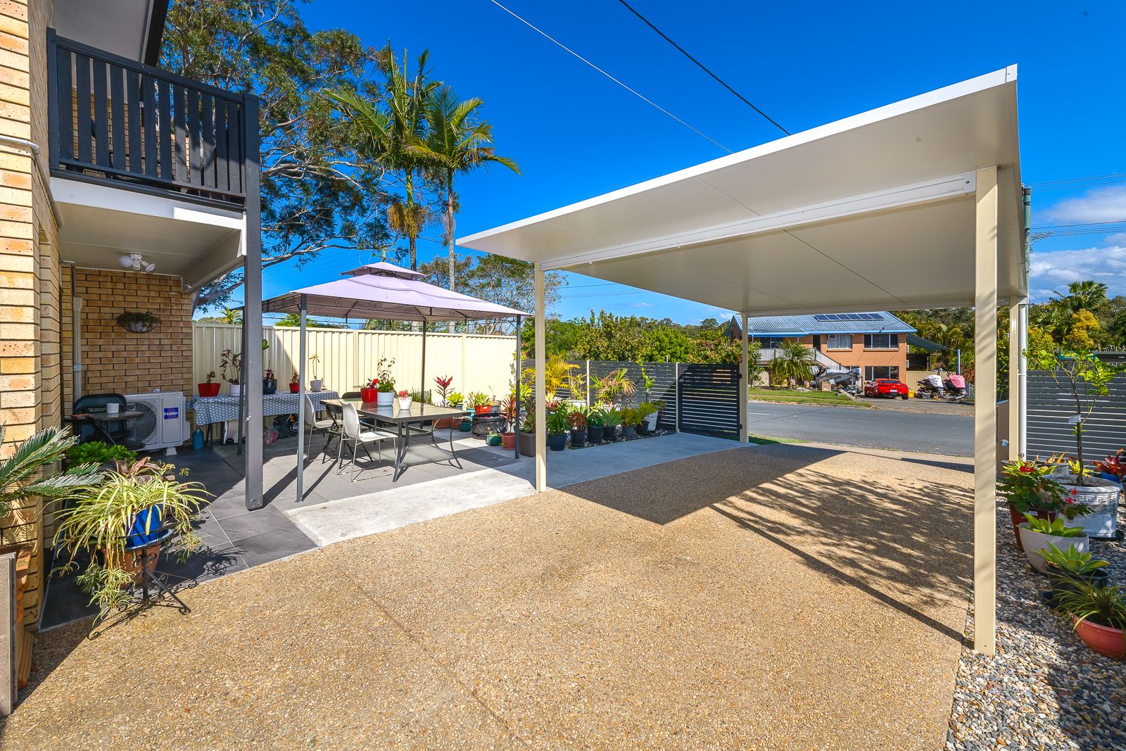 1/221 Government Road, Labrador QLD 4215, Image 0