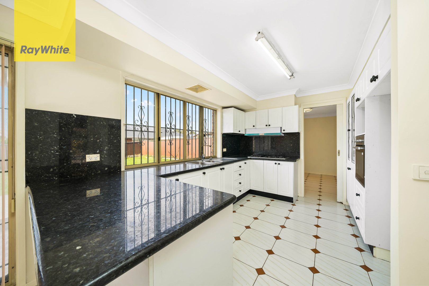 2 Durham Close, Bonnyrigg Heights NSW 2177, Image 1