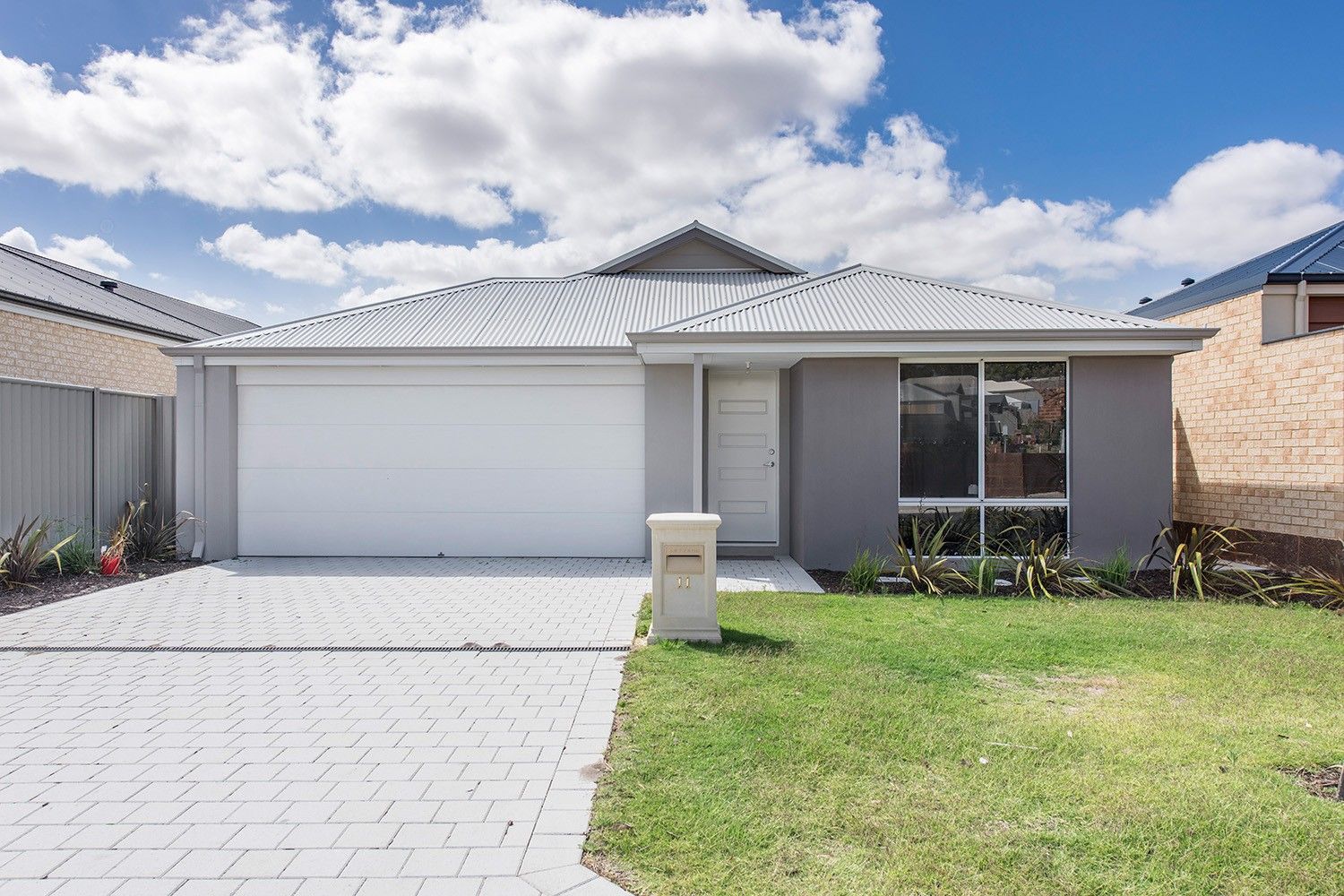 11 Needlewood Loop, Wandi WA 6167