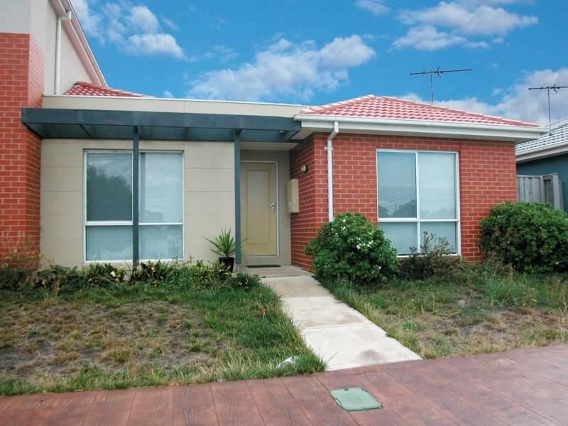 13 Brentwood Place, ROXBURGH PARK VIC 3064, Image 0