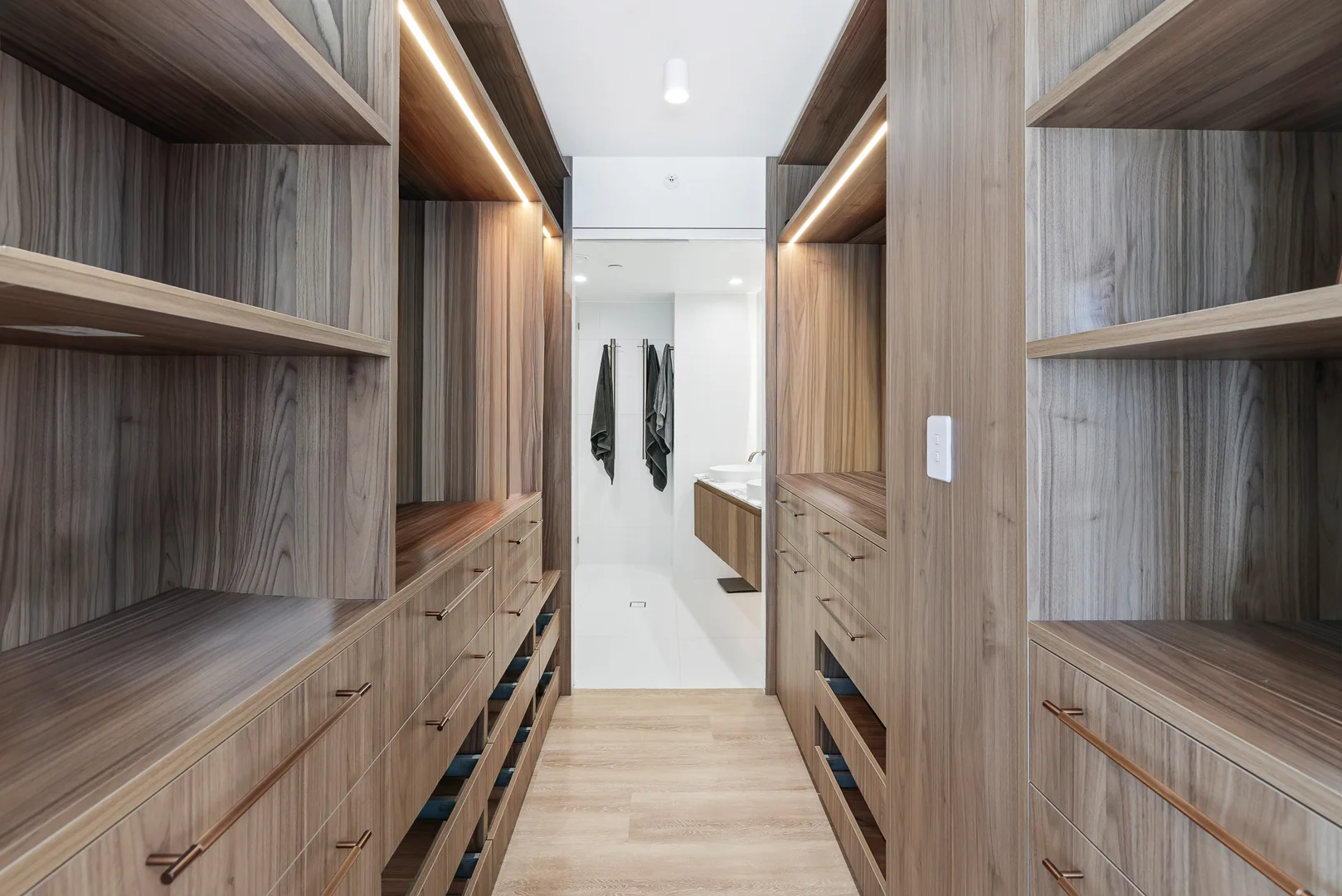 Additional image 13 of 36/3 Cunningham Avenue, Main Beach QLD 4217