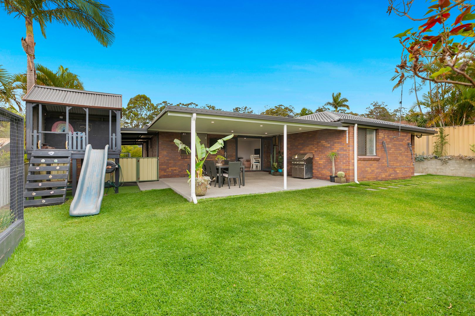 52 Pinewood Street, Capalaba QLD 4157, Image 2