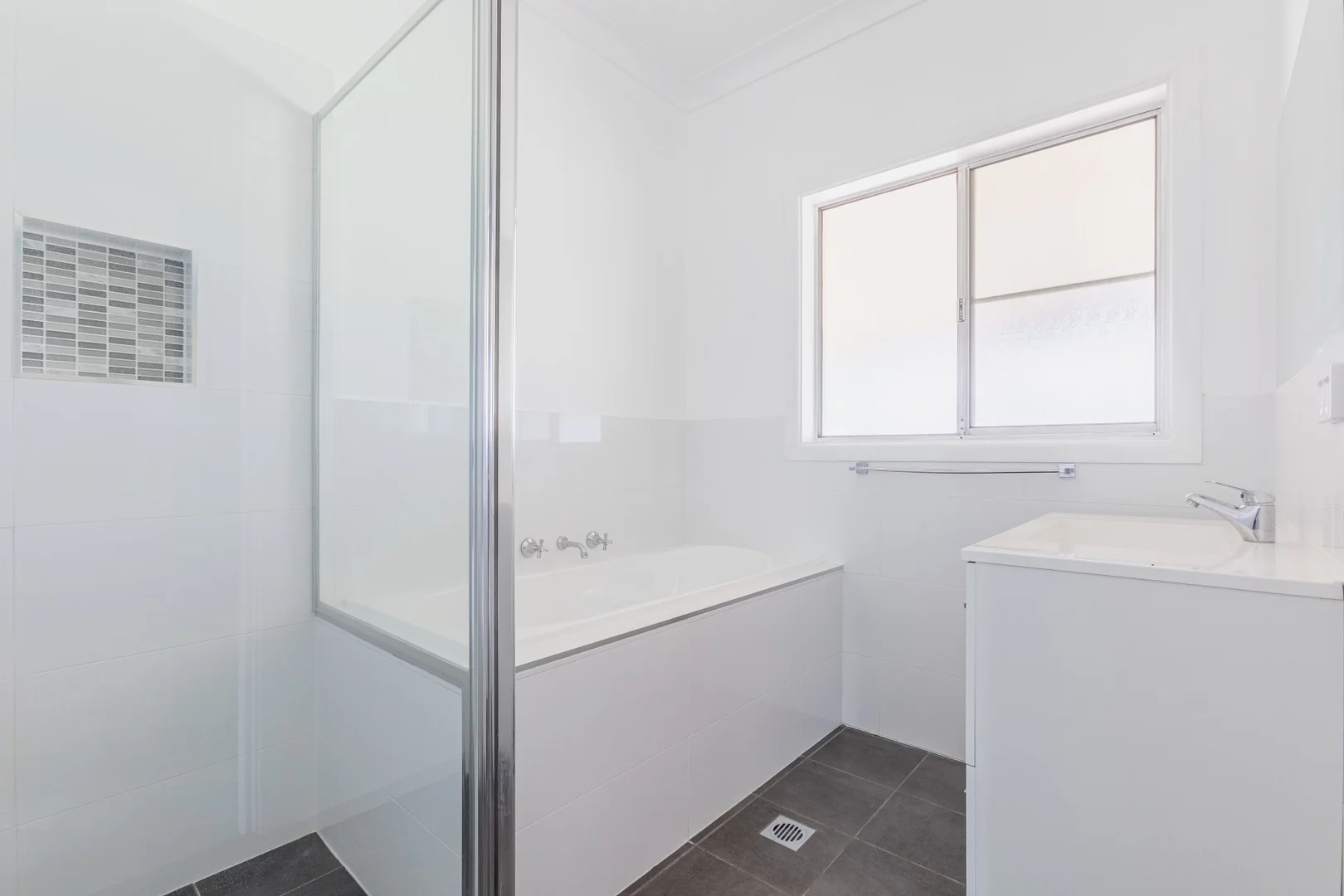 Additional image 2 of 4 Banksia Crescent, Dubbo NSW 2830