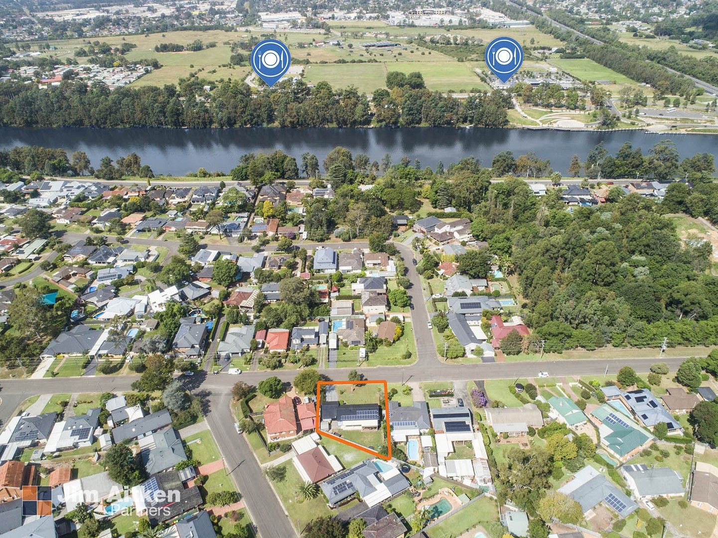 4 bedrooms House in 45 Nepean Street EMU PLAINS NSW, 2750