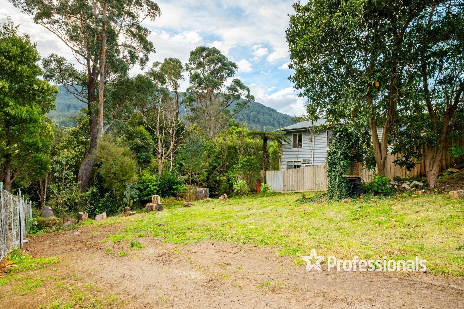 Vacant land in 23 Giffords Road, WARBURTON VIC, 3799