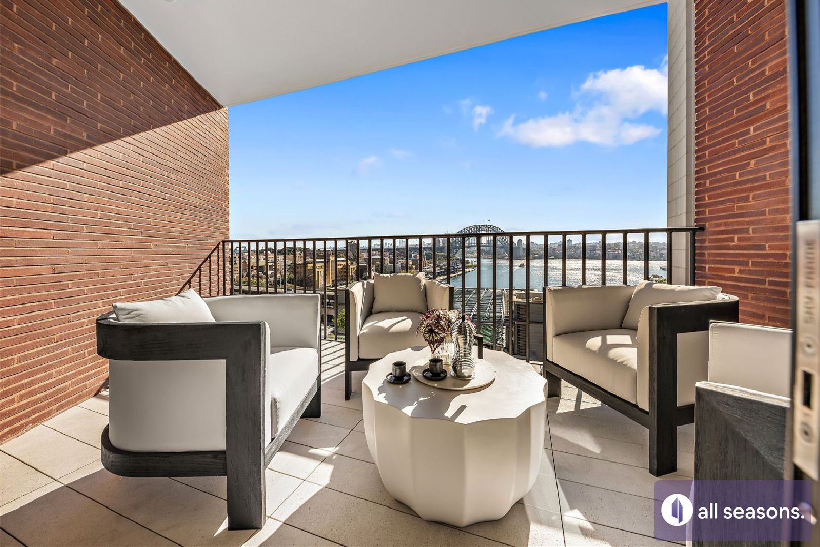 3 bedrooms Apartment / Unit / Flat in Level 11/15 Young Street SYDNEY NSW, 2000