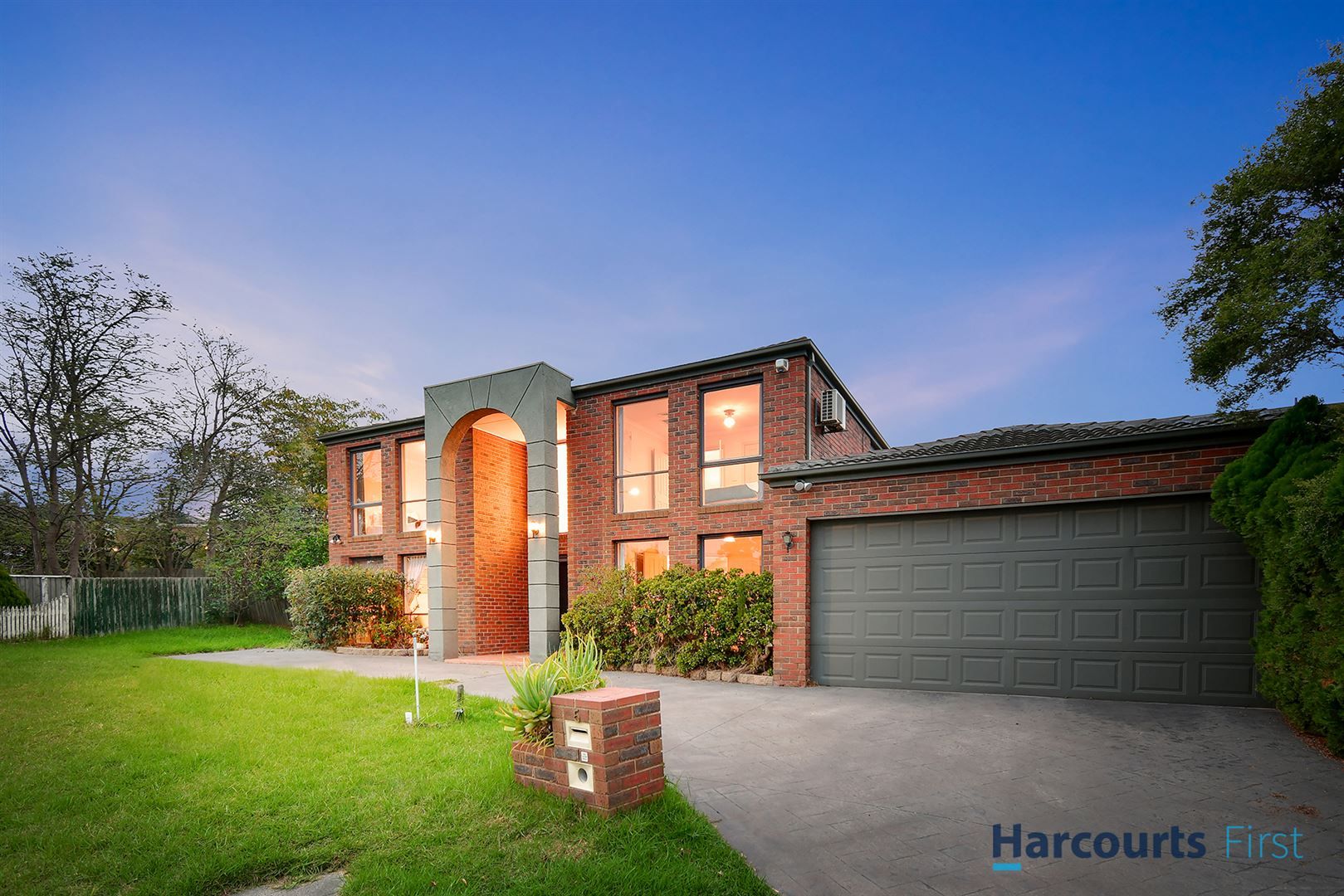 5 Goldfinch Place, Rowville VIC 3178, Image 0