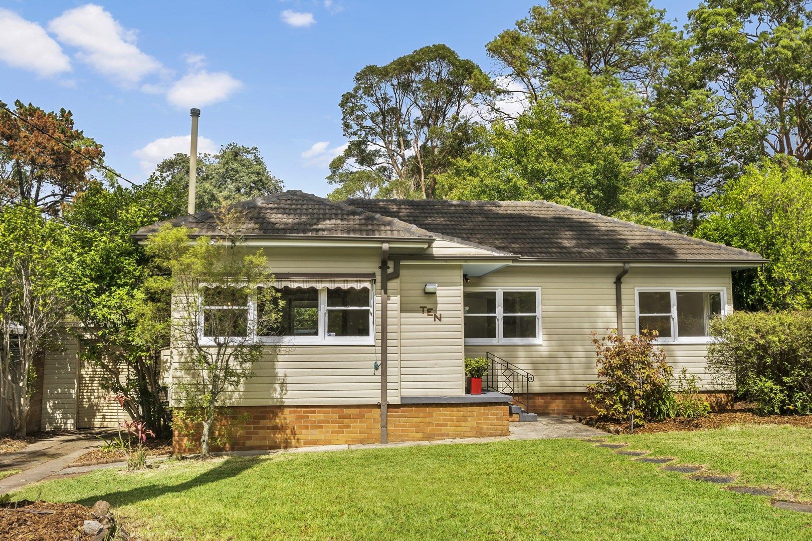 10 Yanko Road, West Pymble NSW 2073, Image 0