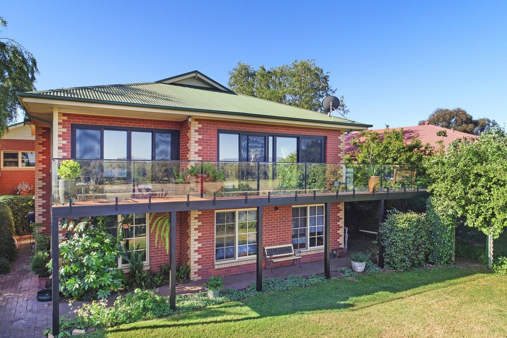 26 Somerset Crescent, Mansfield VIC 3722 Domain