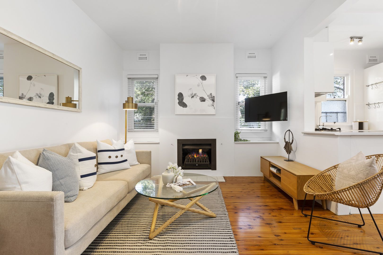 2 bedrooms Apartment / Unit / Flat in 1/44 Fairy Bower Road MANLY NSW, 2095