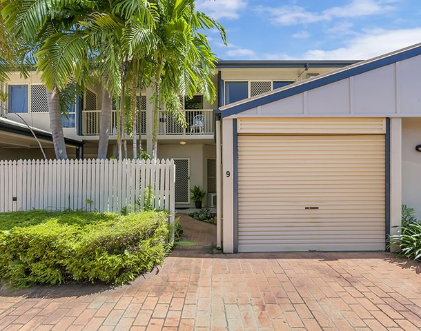 9/4-6 Cheyne Street, Pimlico QLD 4812