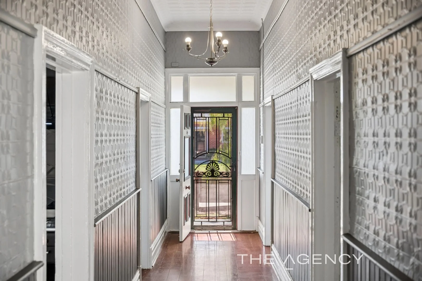 130 Clayton Street, Bellevue WA 6056