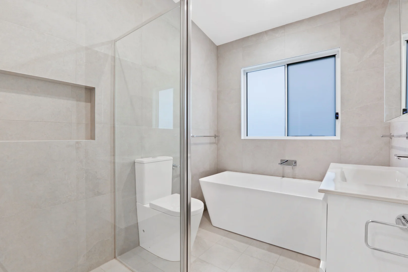 Additional image 5 of 23A Spring St, Nowra NSW 2541