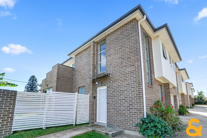 Picture of 1/29-30 Park Avenue, KINGSWOOD NSW 2747