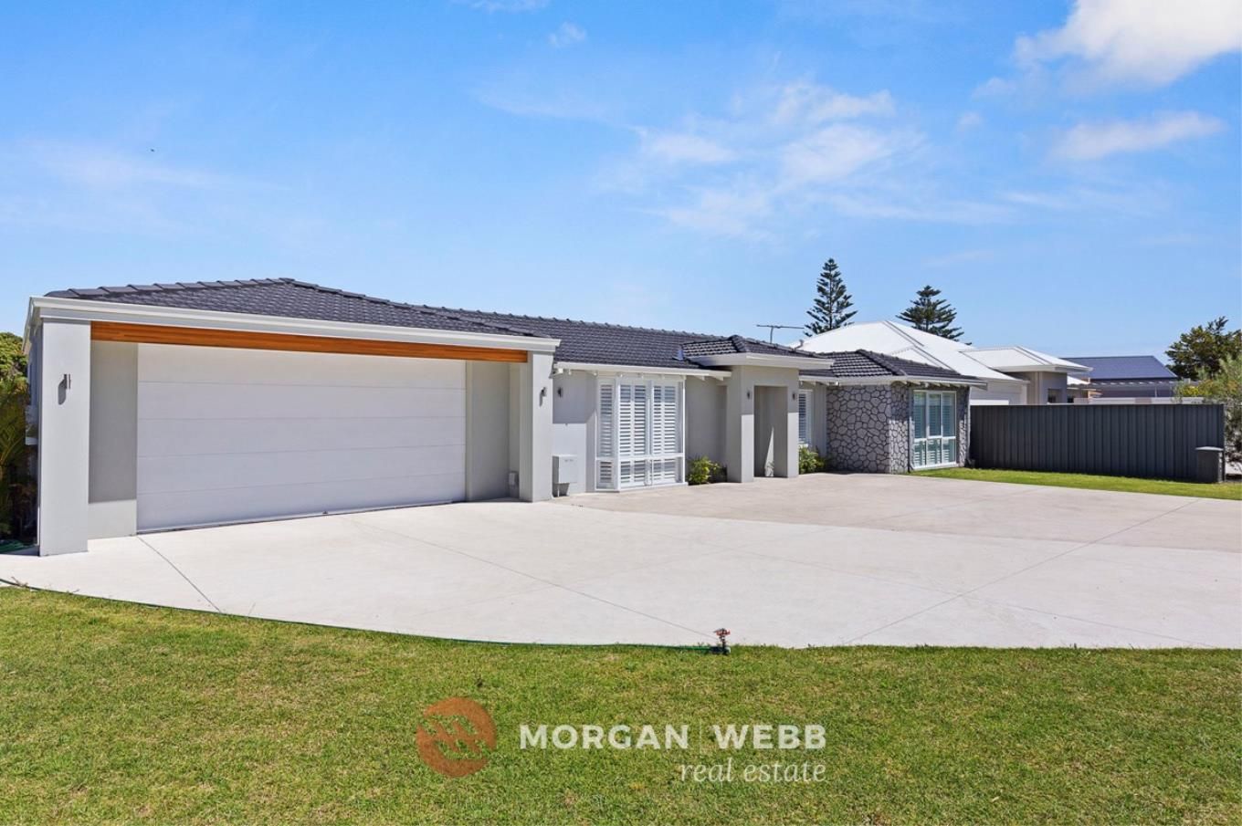 3 bedrooms House in 1 Herreshoff Ramble OCEAN REEF WA, 6027