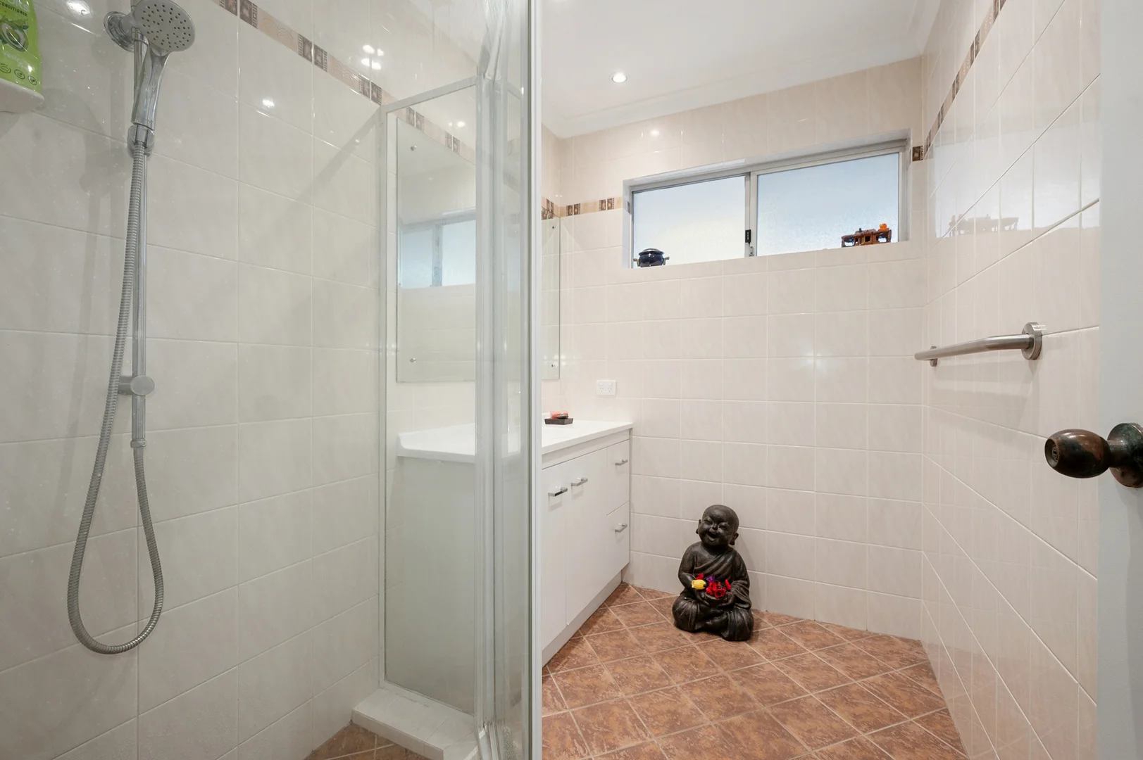 Additional image 10 of 28 Lowanna Way, Armadale WA 6112