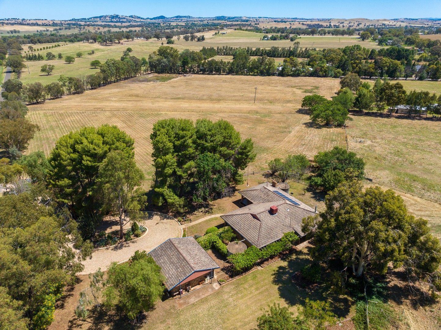 "Bildoree" 159 Kangaroo Flat Road, Cowra NSW 2794 Domain