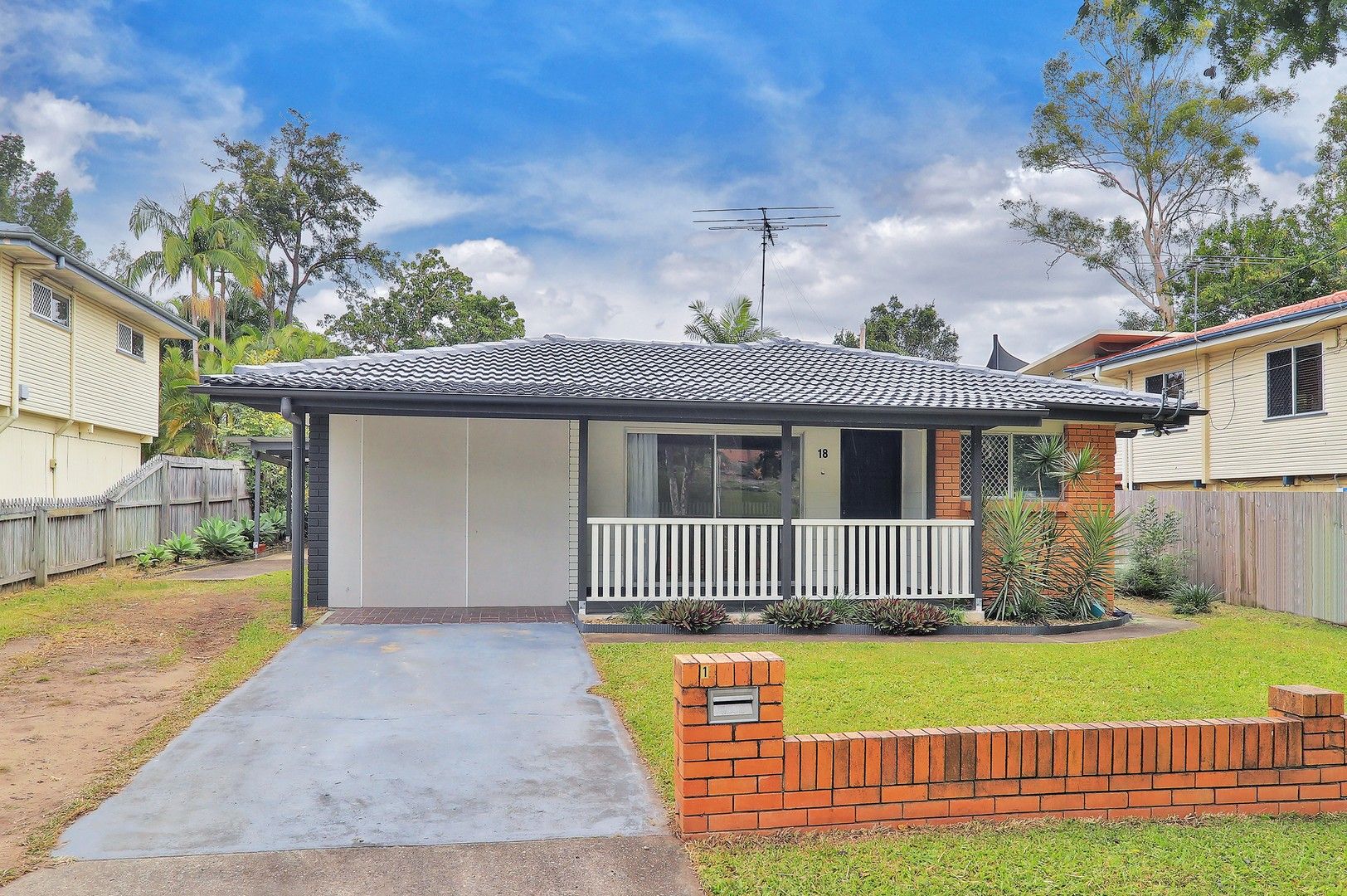 3 bedrooms House in 18 Togar Street MANSFIELD QLD, 4122