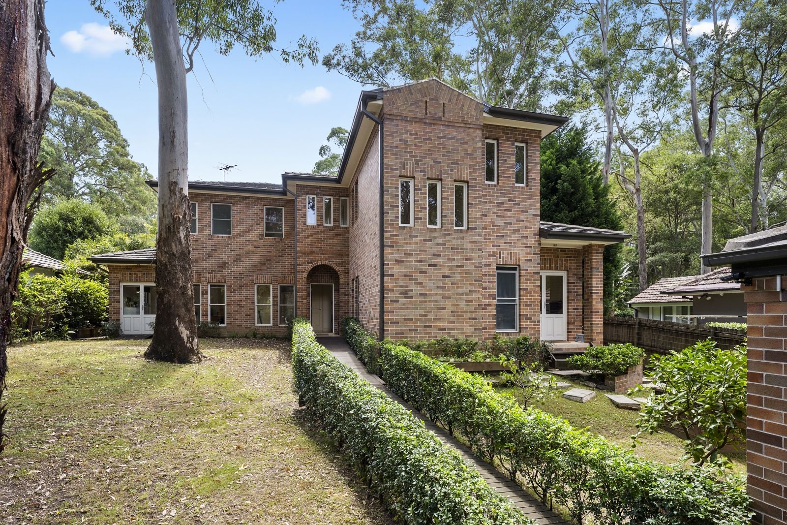 4 bedrooms House in 55 Mahratta Avenue WAHROONGA NSW, 2076