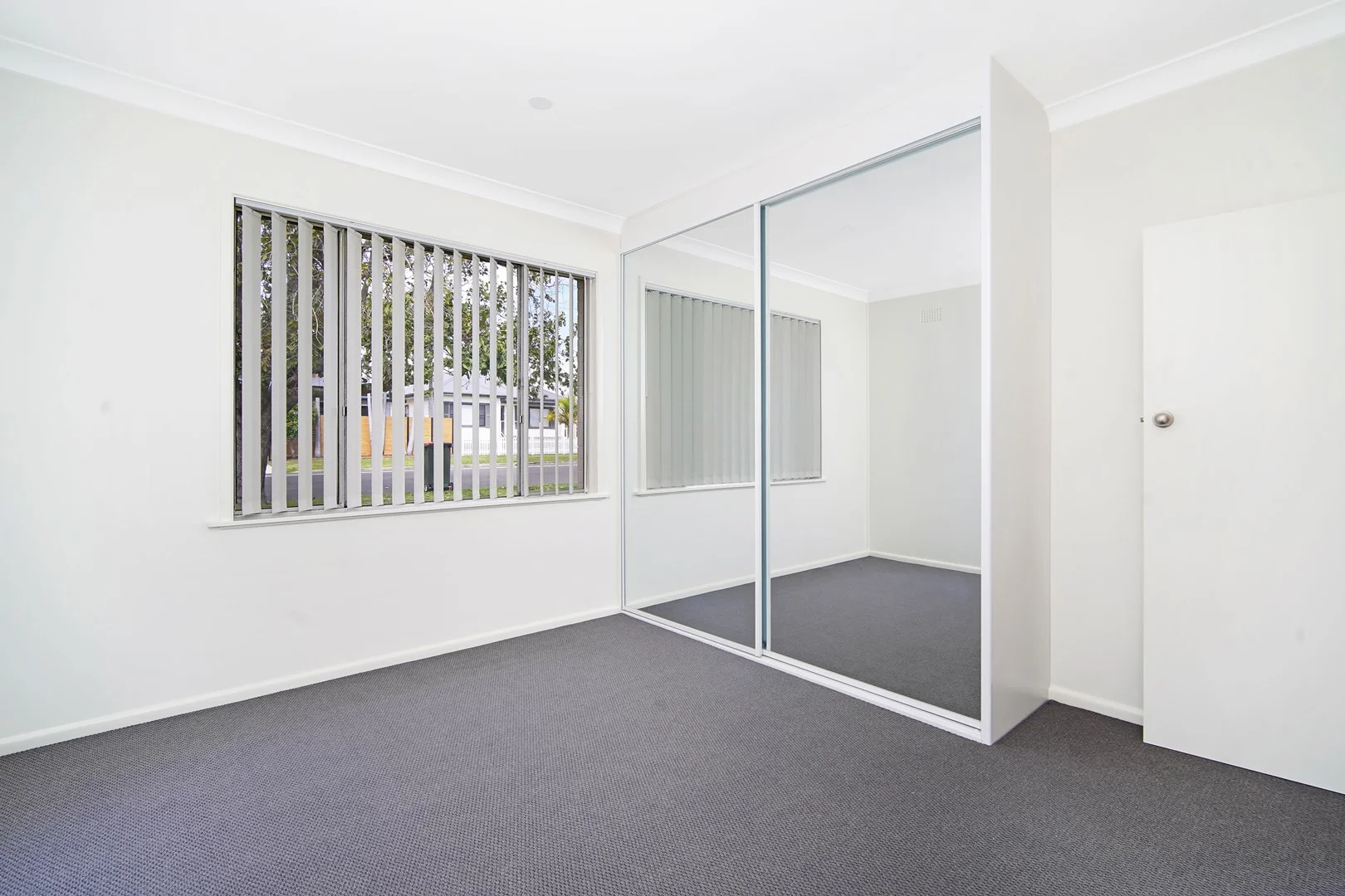 Additional image 5 of 1/162 Pur Pur Avenue, Lake Illawarra NSW 2528