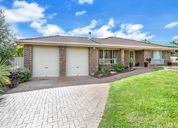 8 Tigress Drive, Hallett Cove SA 5158