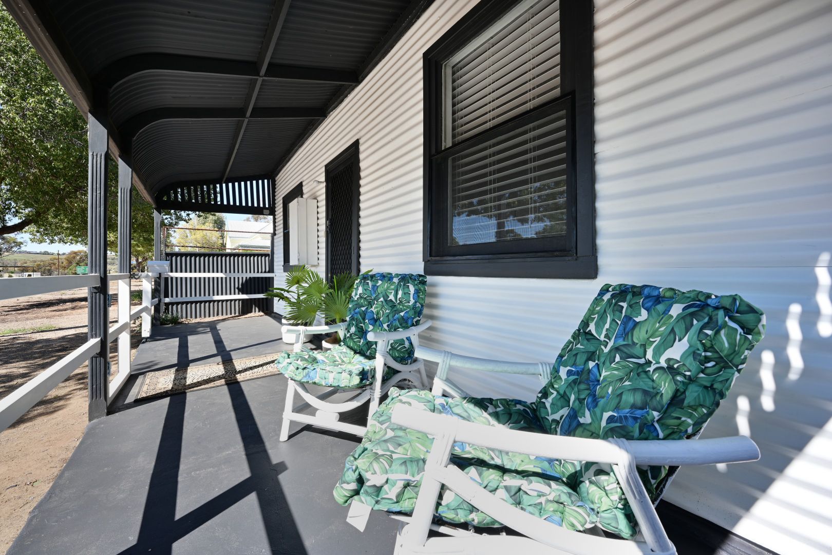 35 Sixth Street, Quorn SA 5433 Domain