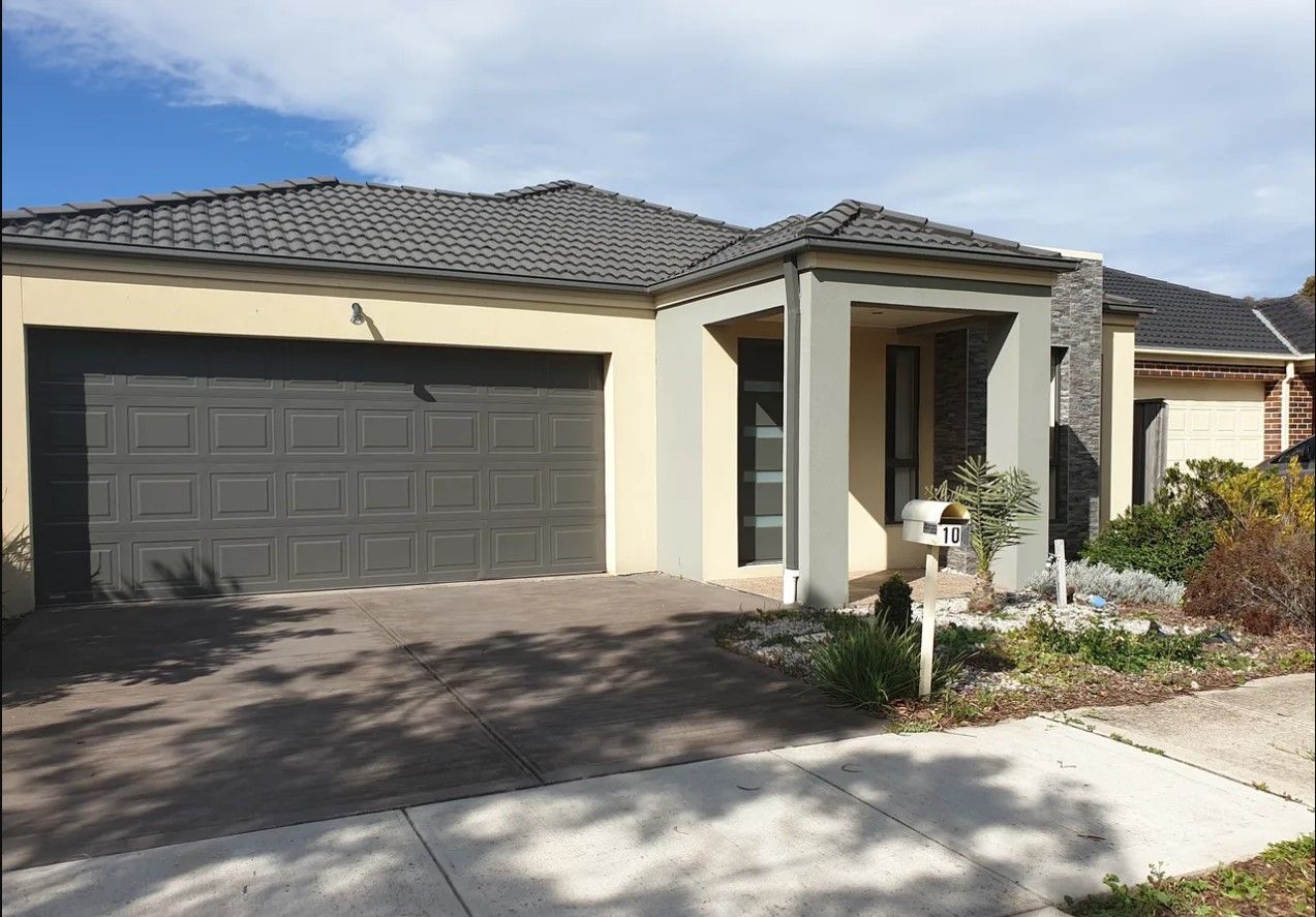 4 bedrooms House in 10 Corfu Avenue TARNEIT VIC, 3029