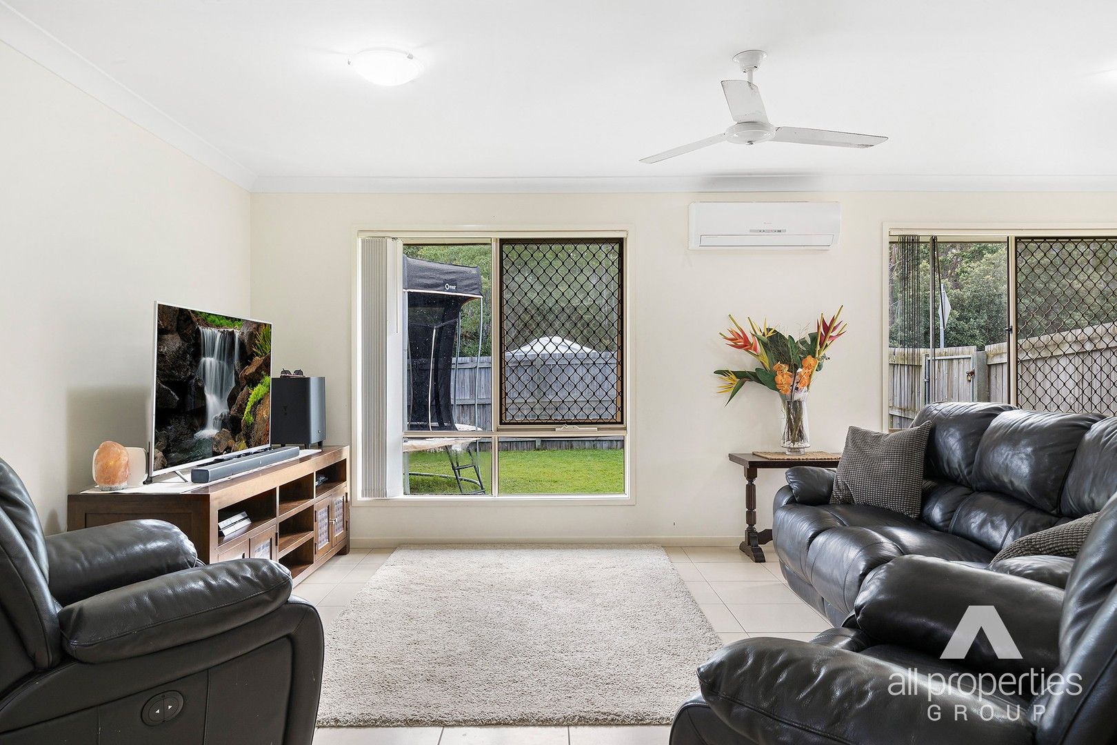 20 Dily Street, Hillcrest QLD 4118, Image 0