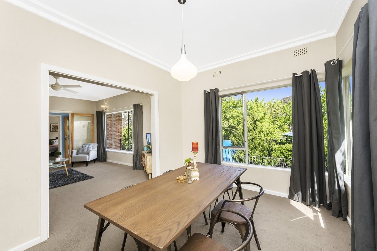 42 Thorpe Avenue, Queanbeyan NSW 2620, Image 2