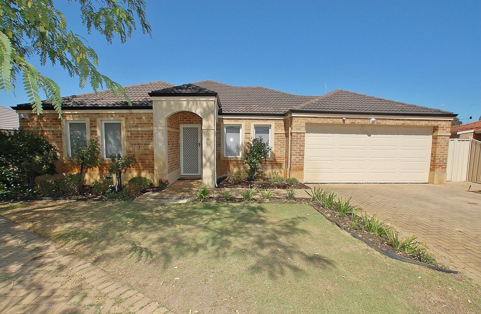 3 bedrooms Villa in 9D Bluegum Road MORLEY WA, 6062