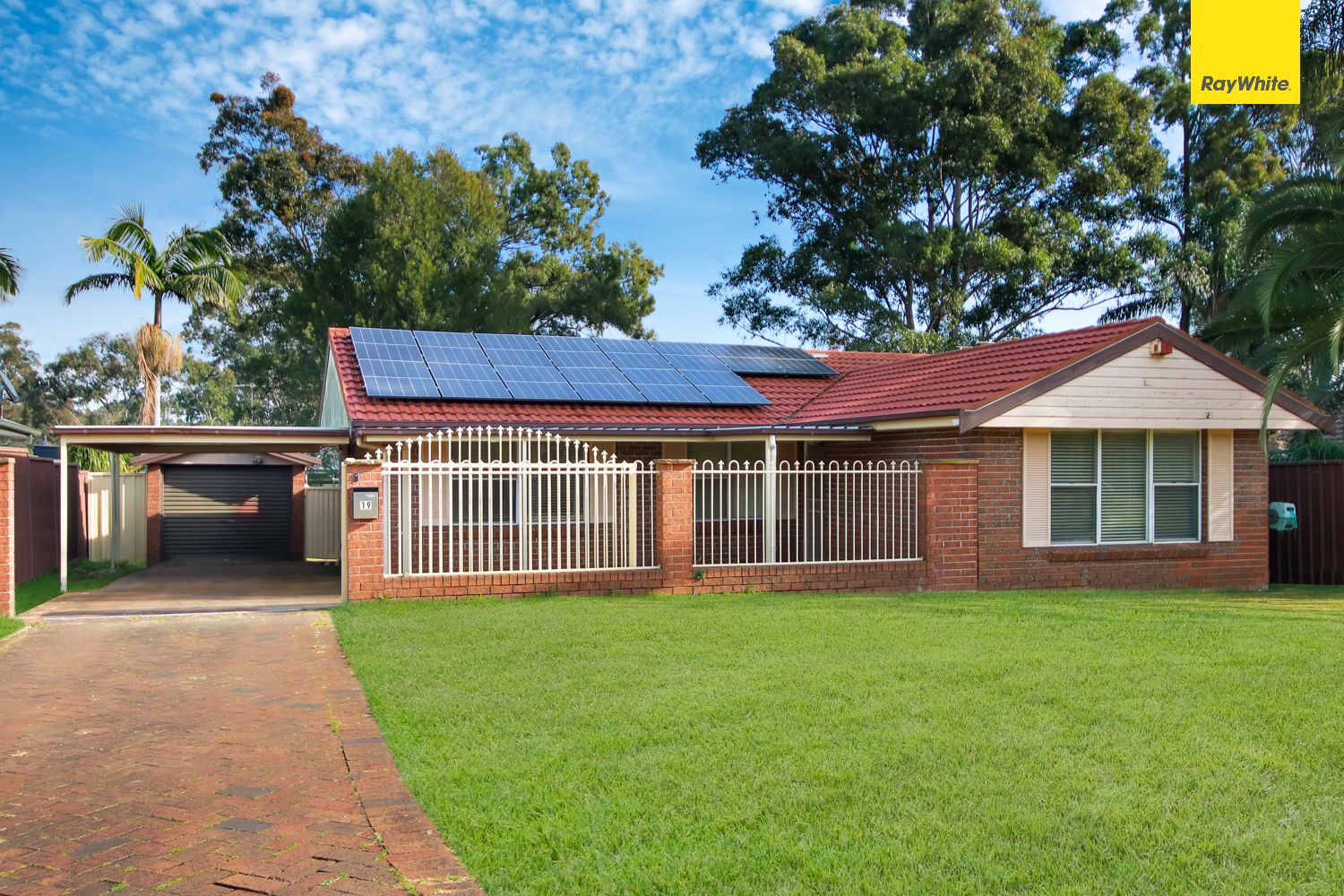 3 bedrooms House in 19 Rivendell Crescent WERRINGTON DOWNS NSW, 2747