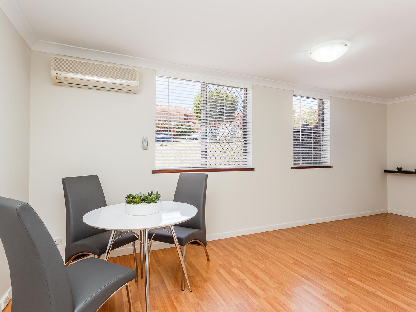 4/35 Sherwood Street, Maylands WA 6051, Image 2