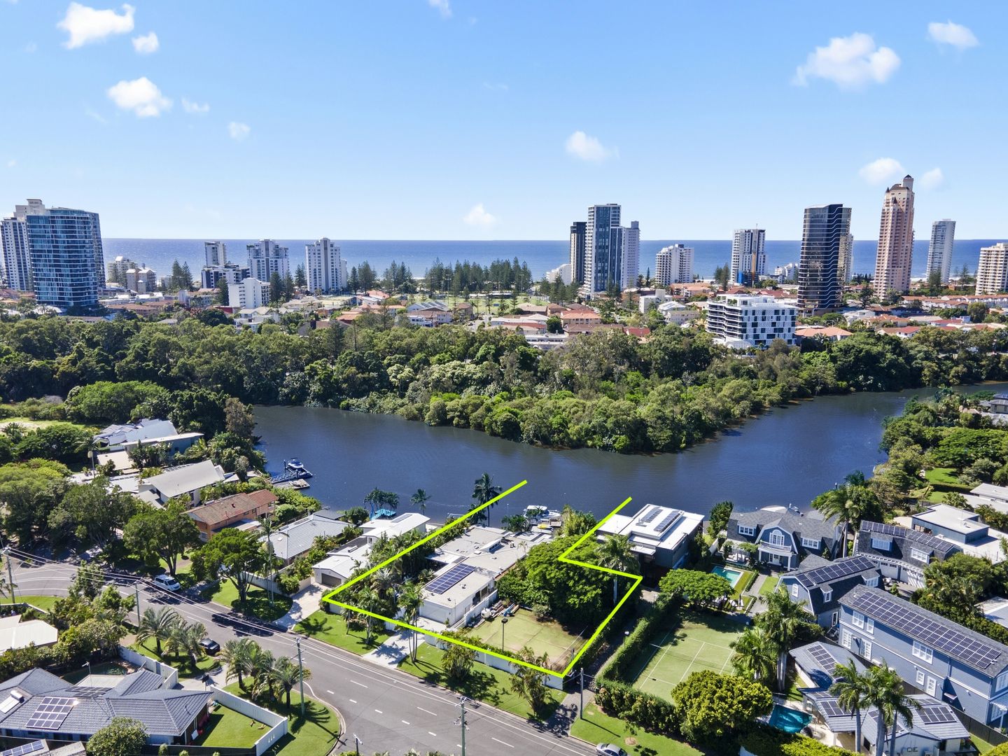 106 Savoy Drive, Broadbeach Waters QLD 4218, Image 1