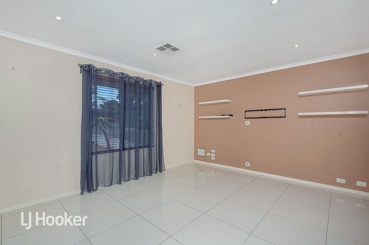 43 Marriott Avenue, Para Vista SA 5093, Image 1