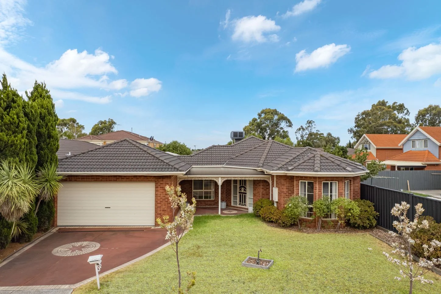 4 Glama Court, Roxburgh Park VIC 3064