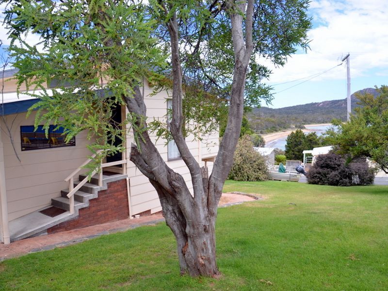 2 Florence Street, Coles Bay TAS 7215, Image 2