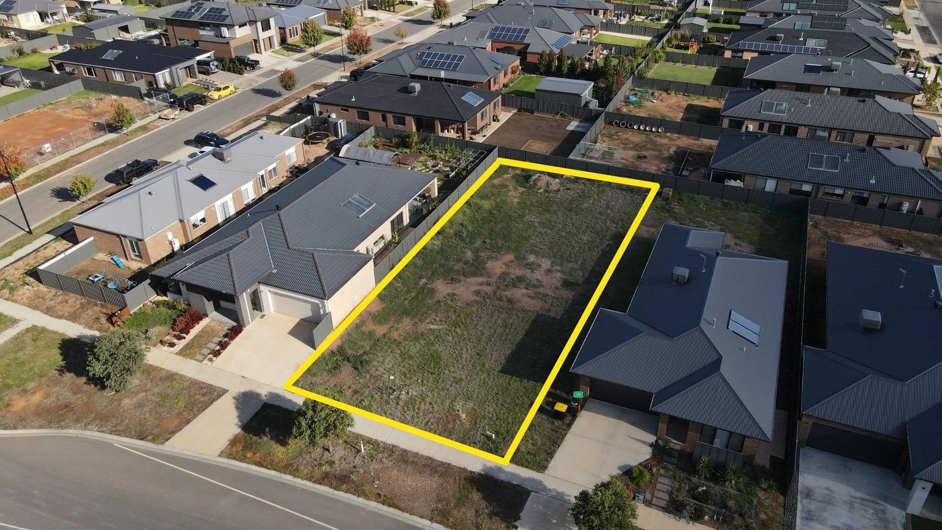 House in 26 Lancaster Drive, JACKASS FLAT VIC, 3556