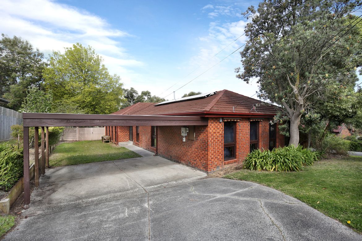 38 Holyrood Crescent, Ringwood VIC 3134