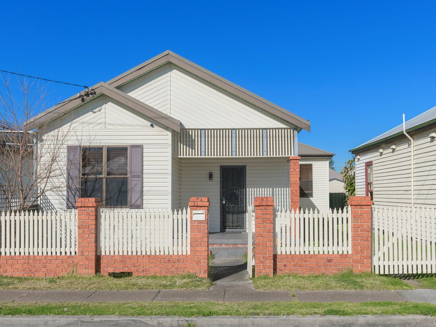 21 Hamilton Street, Hamilton North Property History & Address
