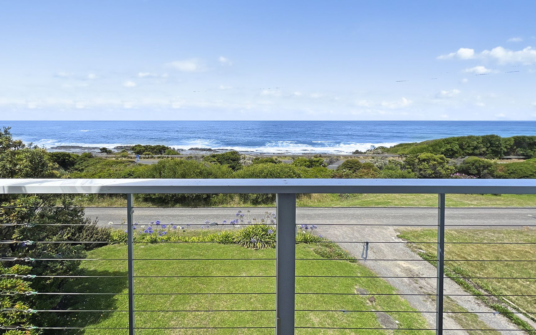 31 Great Ocean Road, Skenes Creek VIC 3233, Image 2