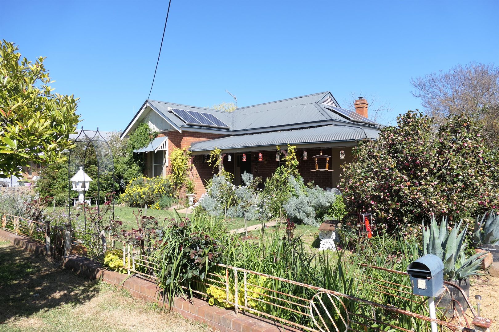Cowra NSW 2794 3 beds house for Sale, 369,000 2018070993 Domain