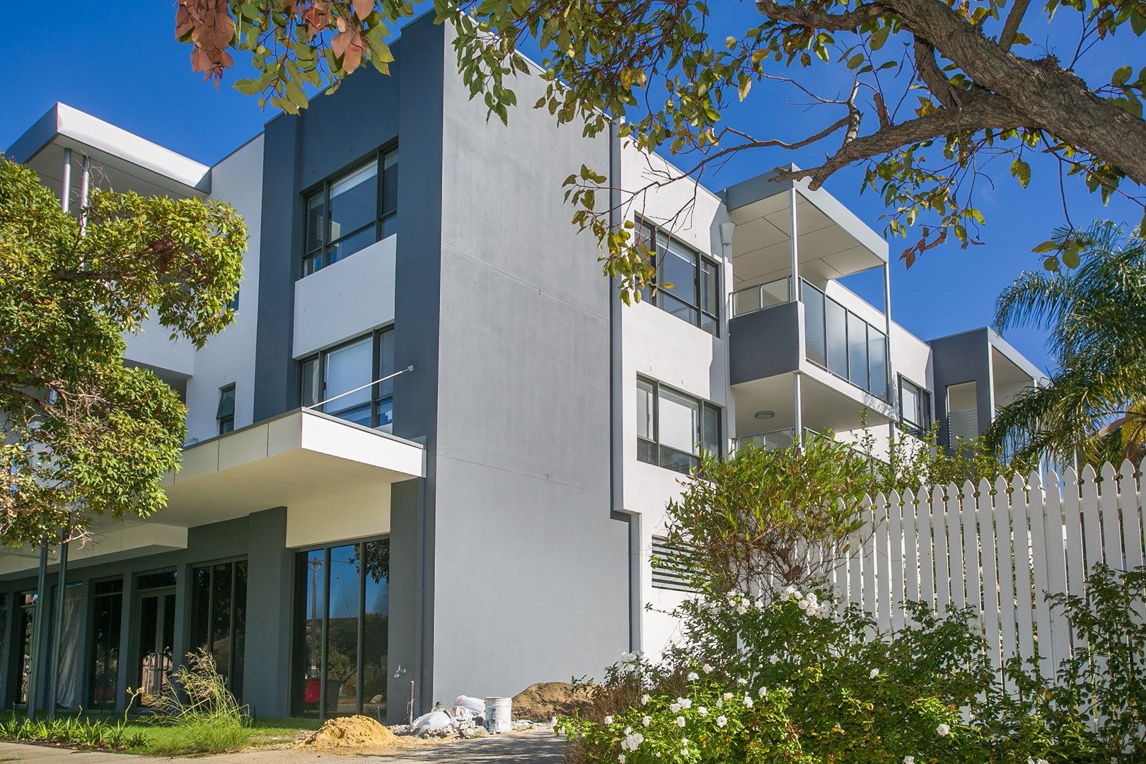 1 bedrooms Apartment / Unit / Flat in 7/293 Guildford Road MAYLANDS WA, 6051