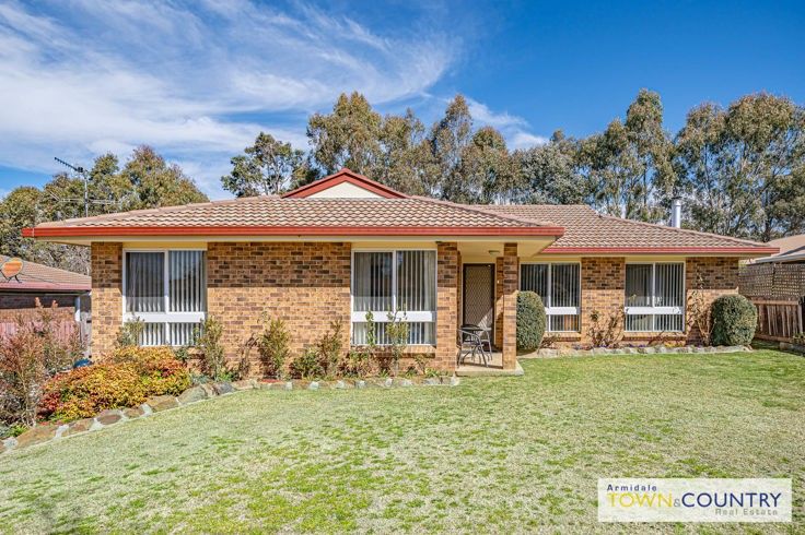 3 bedrooms House in 14 Sarah Place ARMIDALE NSW, 2350